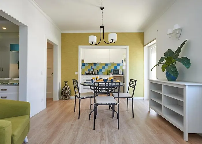 Rainha II Beach Apartment